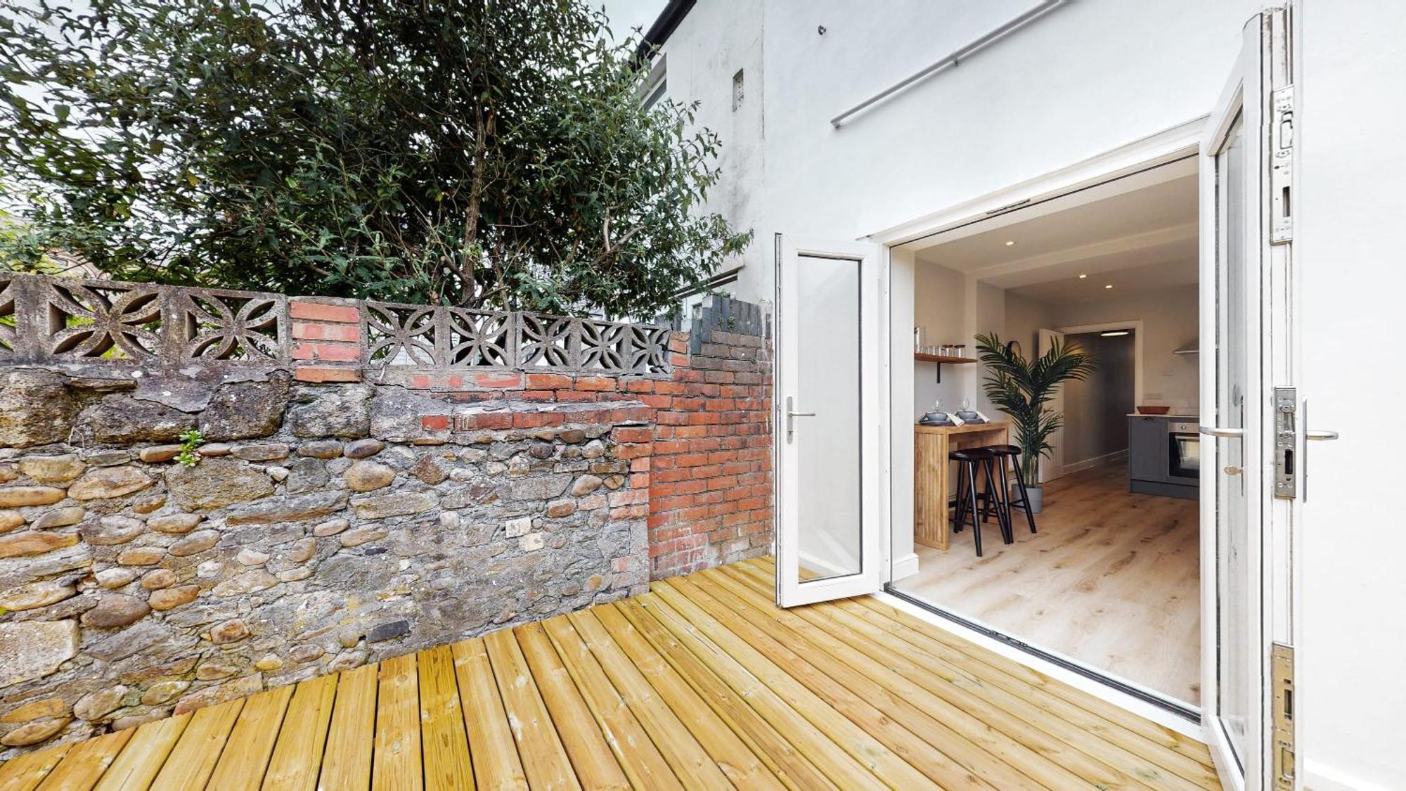 Beautiful 3 Bed In The Heart Of City With Free Parking Holiday home *
