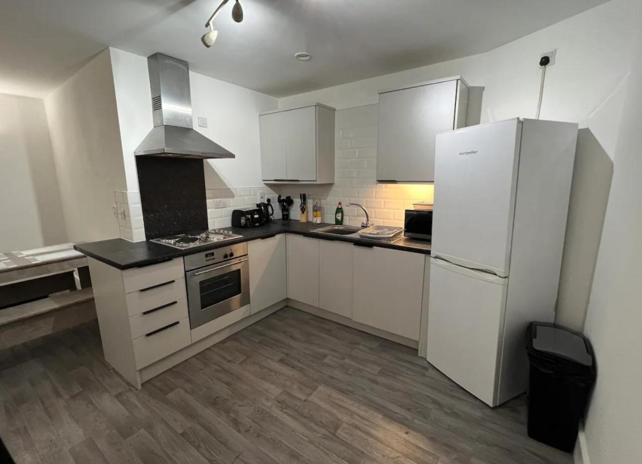Centre Apartment *