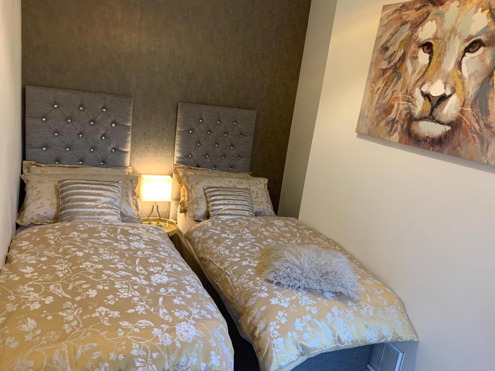 Your To Luxury * Cardiff