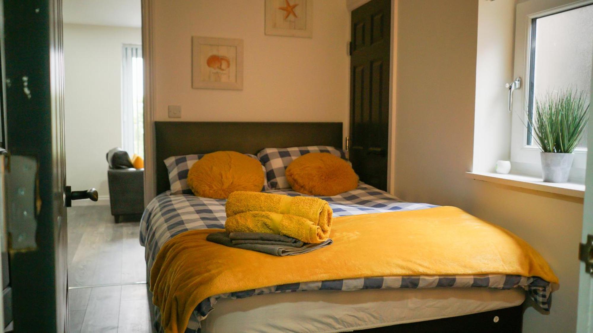 Modern Near Centre Apartment *