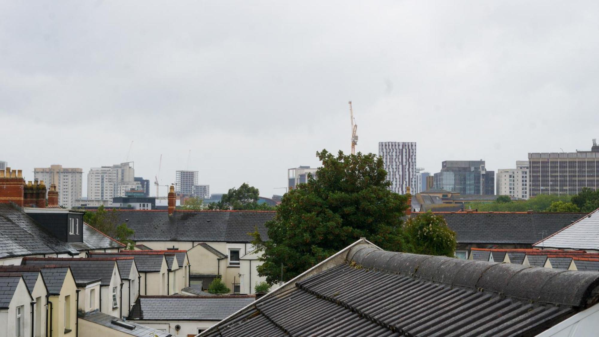 Modern Near Centre