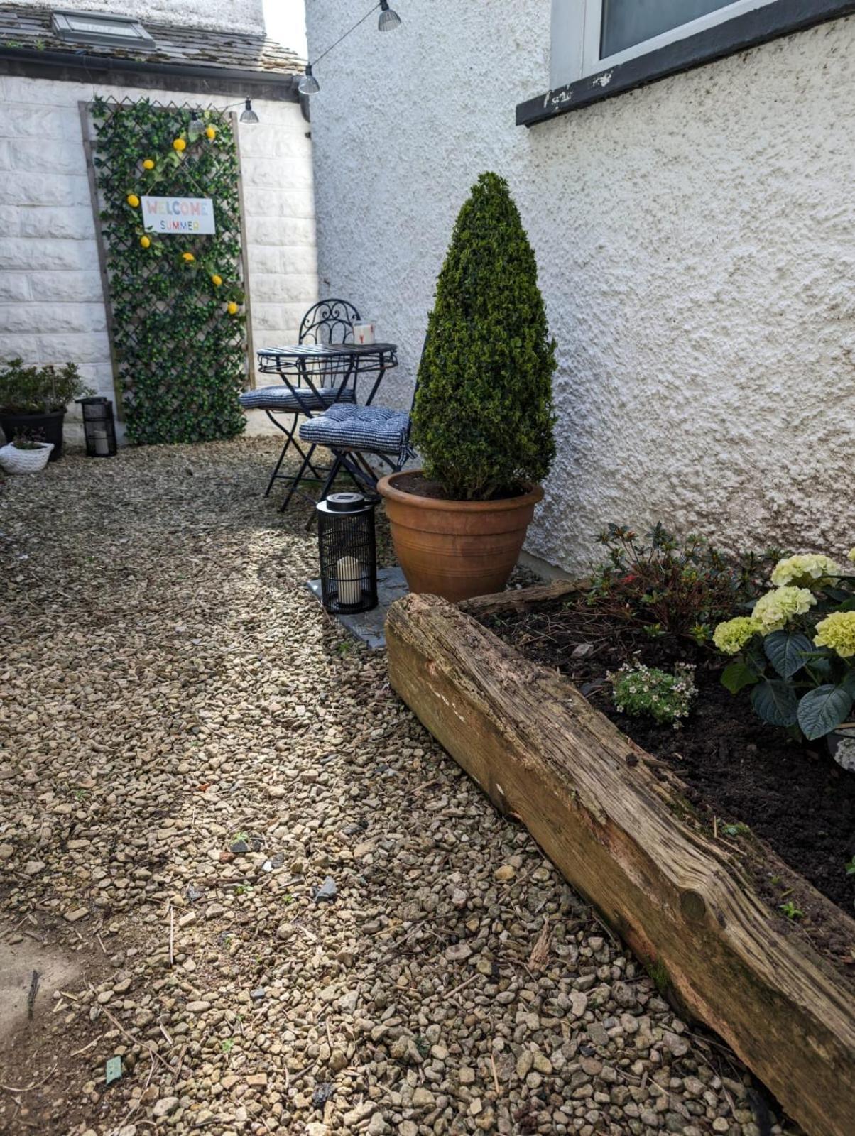Coastal Penarth Dream! Close To Superb Location Near Bars And Restaurants! Dog Friendly And Welcome Breakfast Pack!