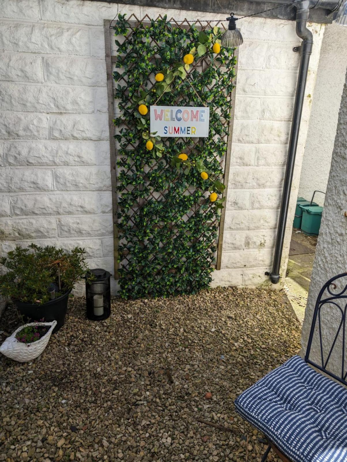 Coastal Penarth Dream! Close To Superb Location Near Bars And Restaurants! Dog Friendly And Welcome Breakfast Pack! *