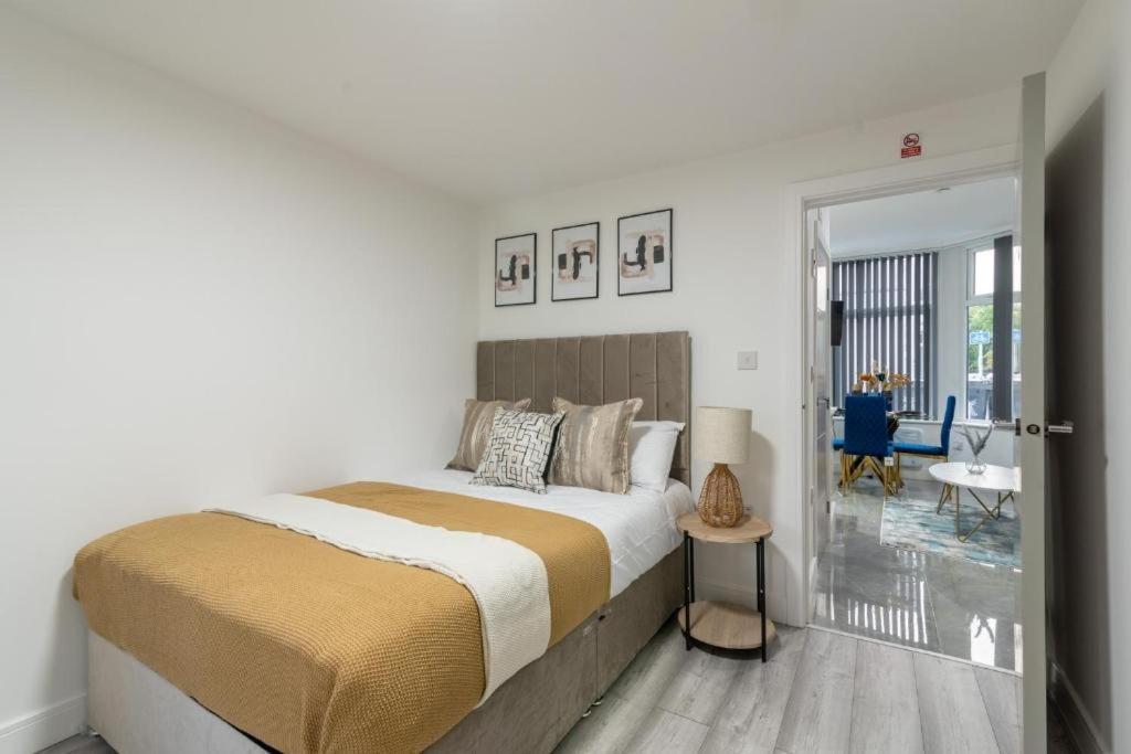 Apartment Luxurious - In Cardiff