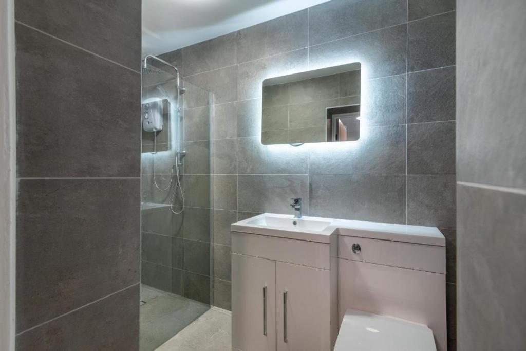 Luxurious - In Cardiff