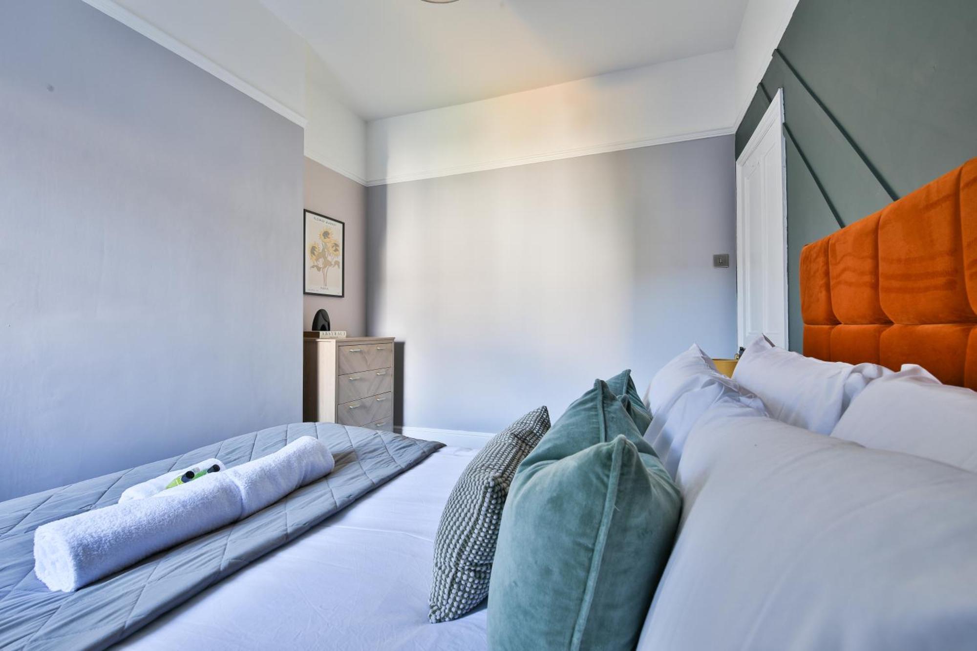 Holiday home Chic, Piano 3 Bed Interior Designed House *