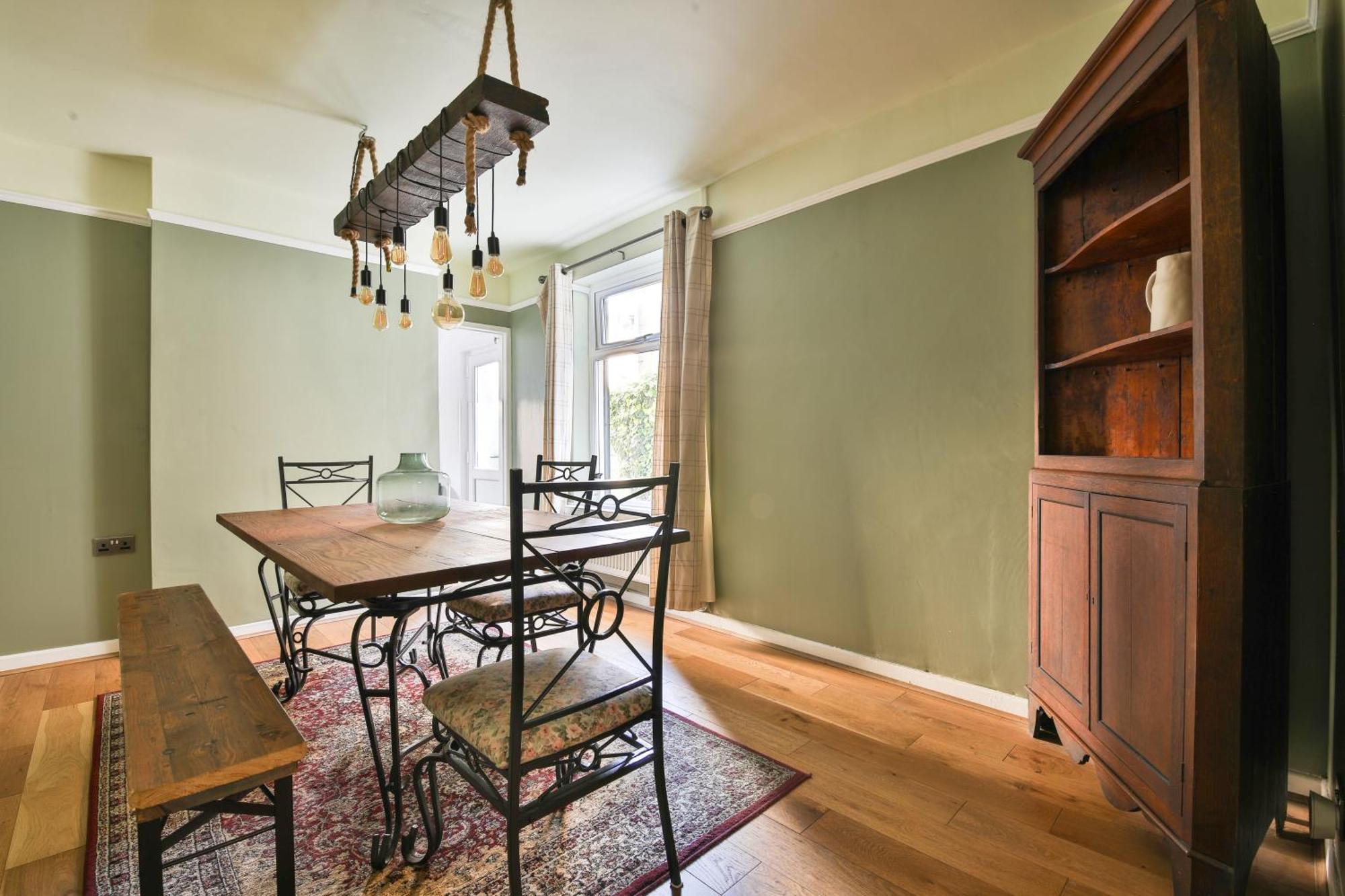 Chic, Piano 3 Bed Interior Designed House Holiday home *
