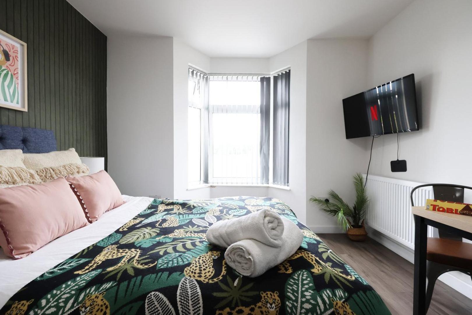 Apartment Cohost Partners | Smart Tv | 5 Min | Parking Cardiff