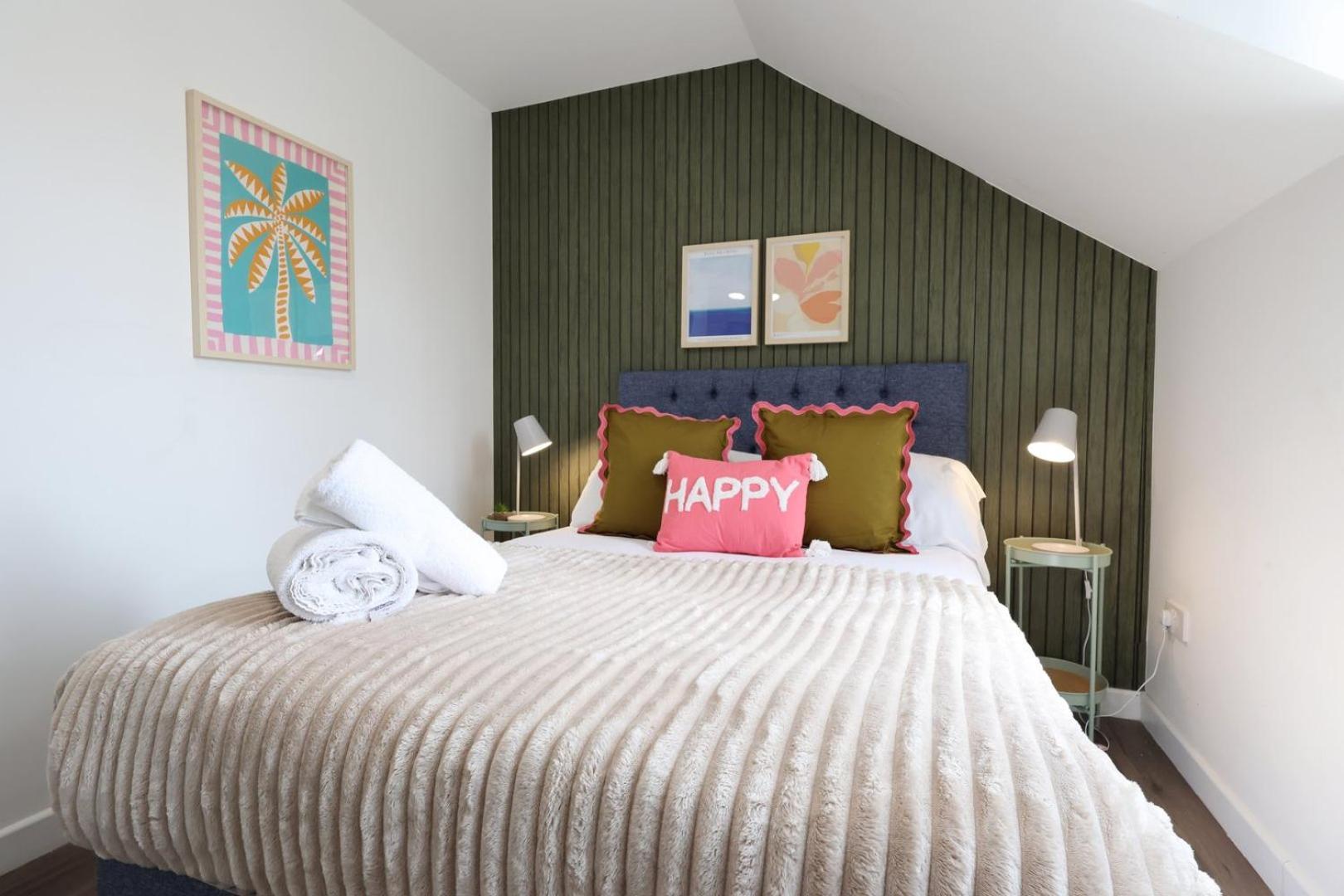 Cohost Partners | Smart Tv | 5 Min | Parking Apartment *
