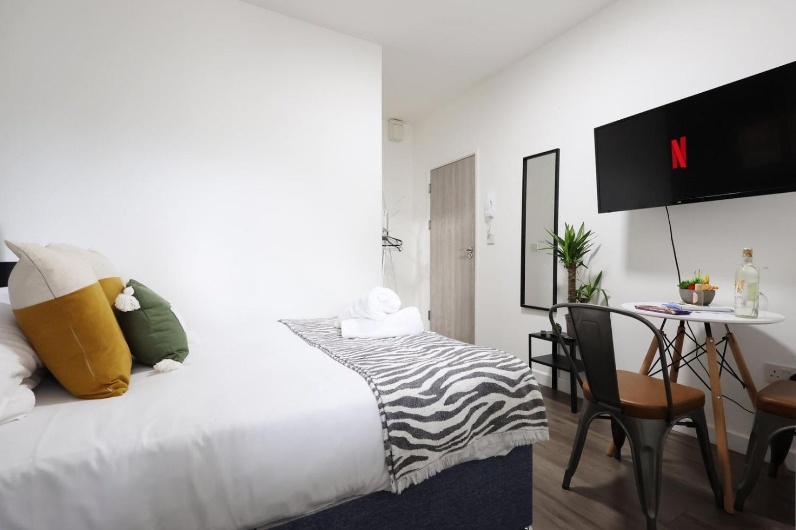 Cohost Partners | Smart Tv | 5 Min | Parking