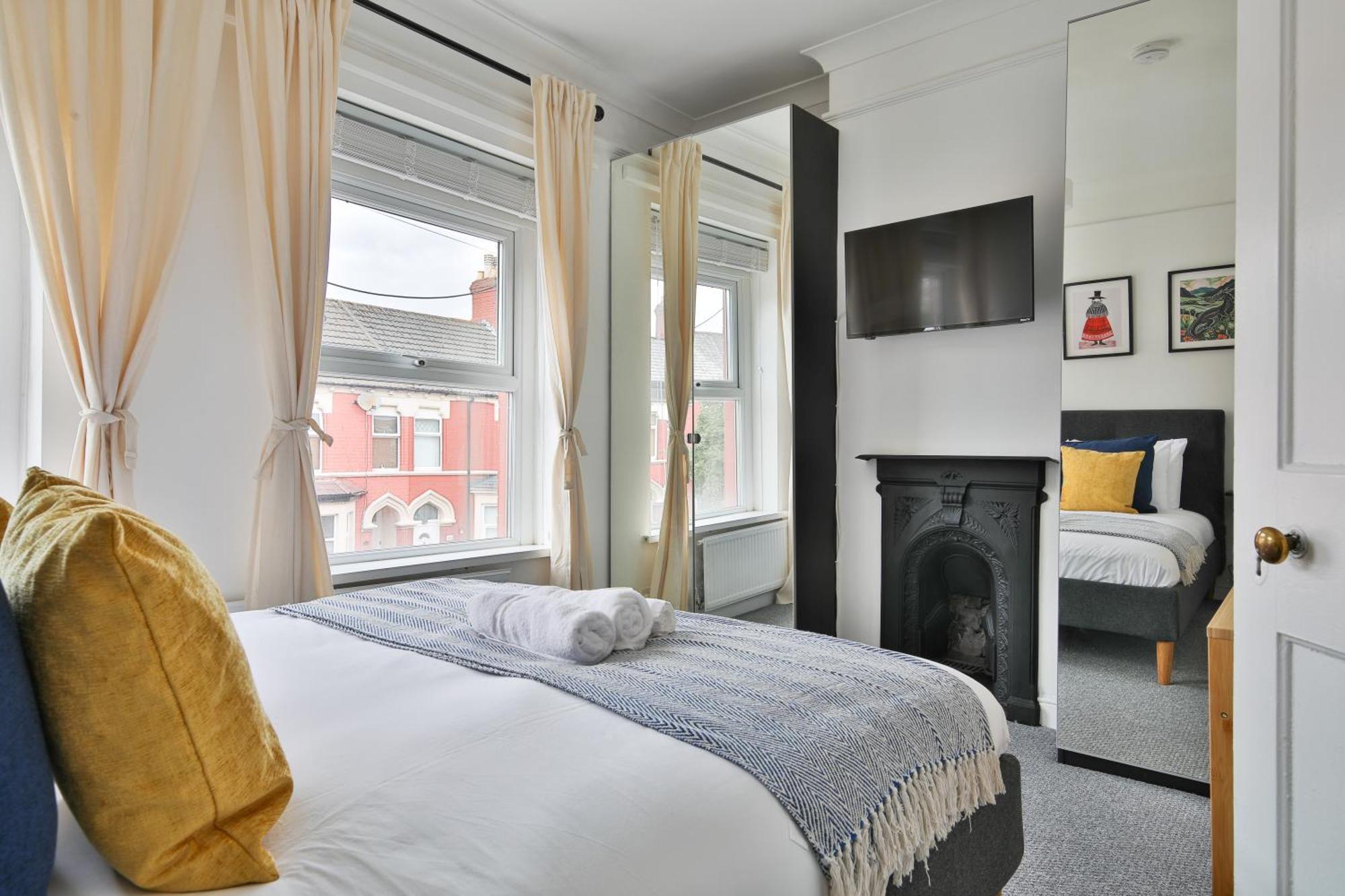 Stunning Cardiff Bay House *