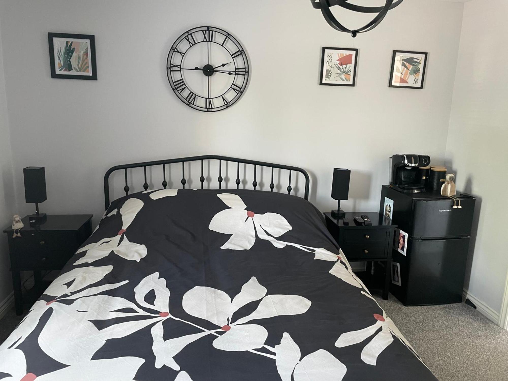 Cosy From With Private Bathroom - Free Parking Cardiff