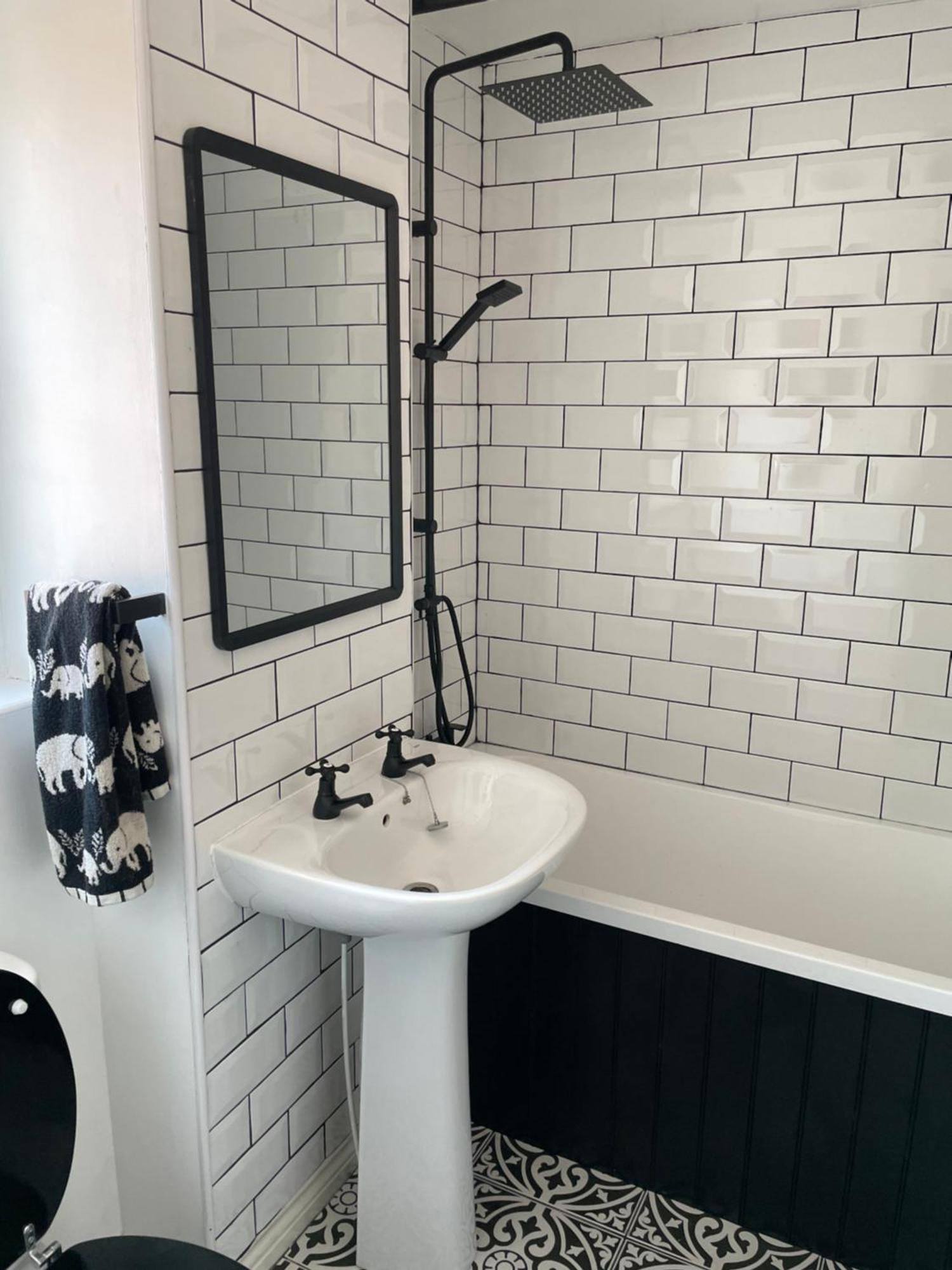Cosy From With Private Bathroom - Free Parking Homestay Cardiff