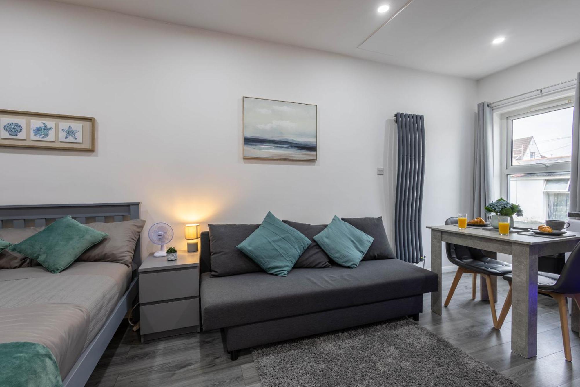 Spacious In Centre Cardiff