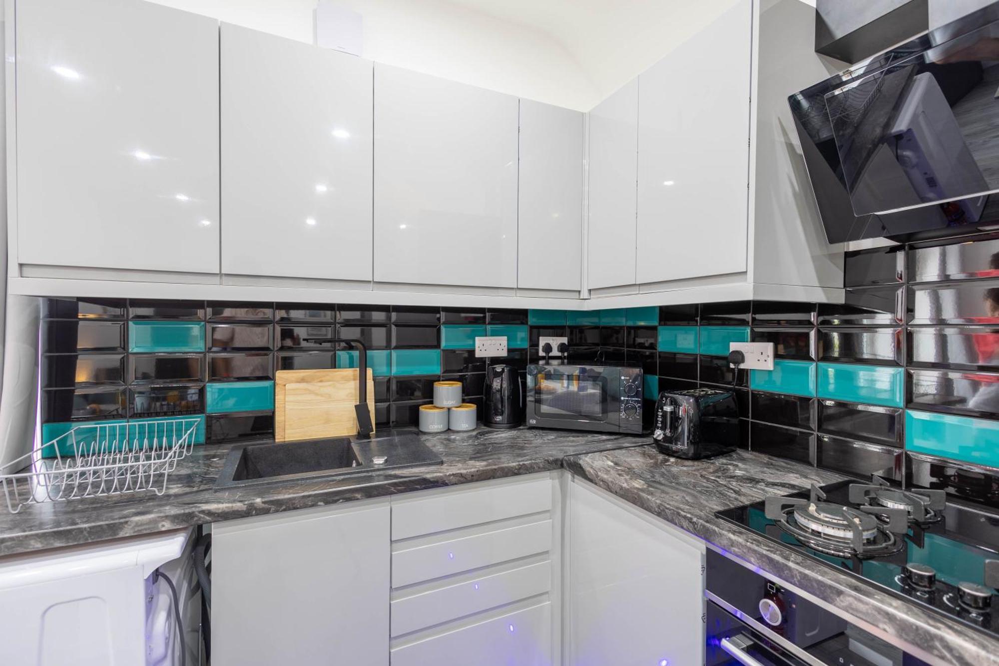 Spacious In Centre Cardiff