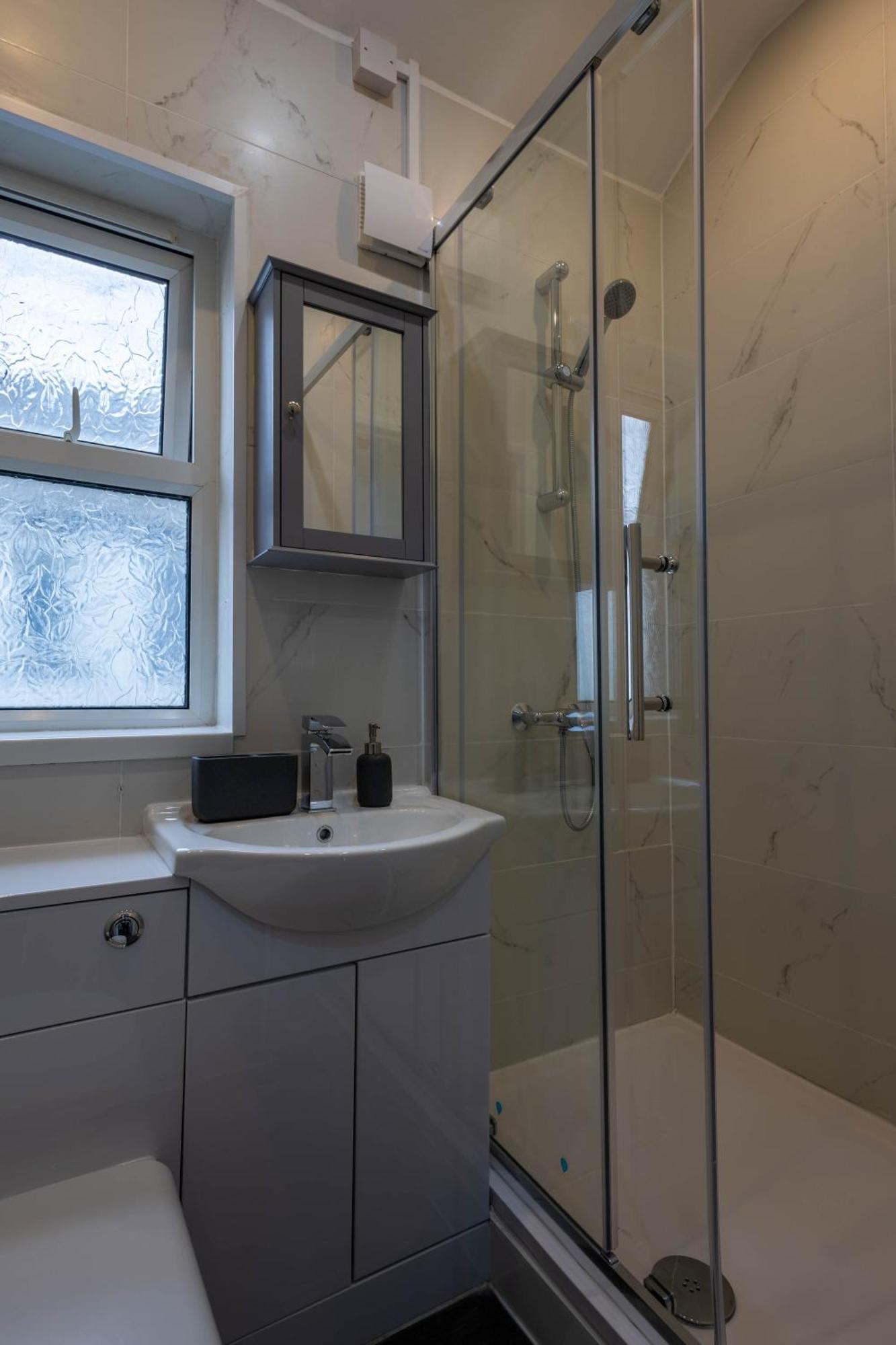 Spacious In Centre Apartment Cardiff