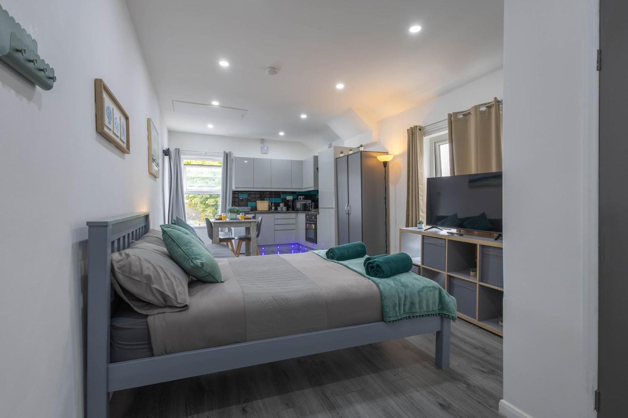 Spacious In Centre Cardiff