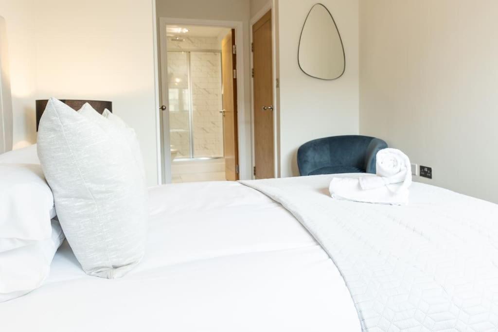 Elegant Centre 2 Bedroom With Free Parking Cardiff