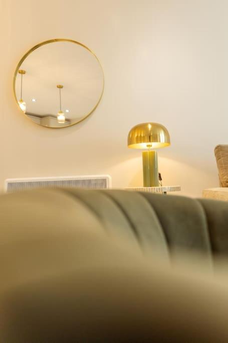 Apartment Elegant Centre 2 Bedroom With Free Parking Cardiff