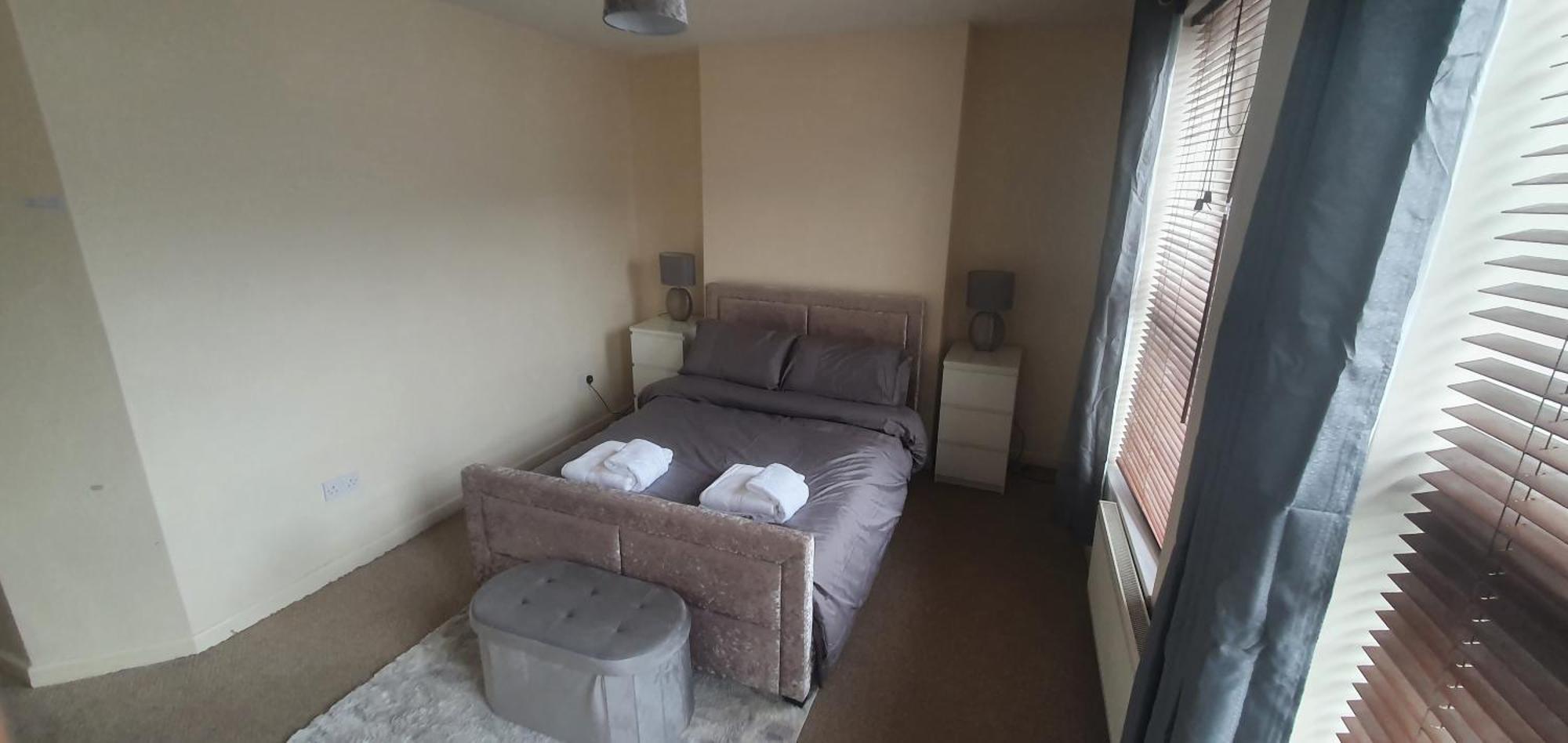 Apartment The Opal - 2 Bedroom With Wifi And On-street Parking - 10 Mins From City Centre & City Stadium Cardiff