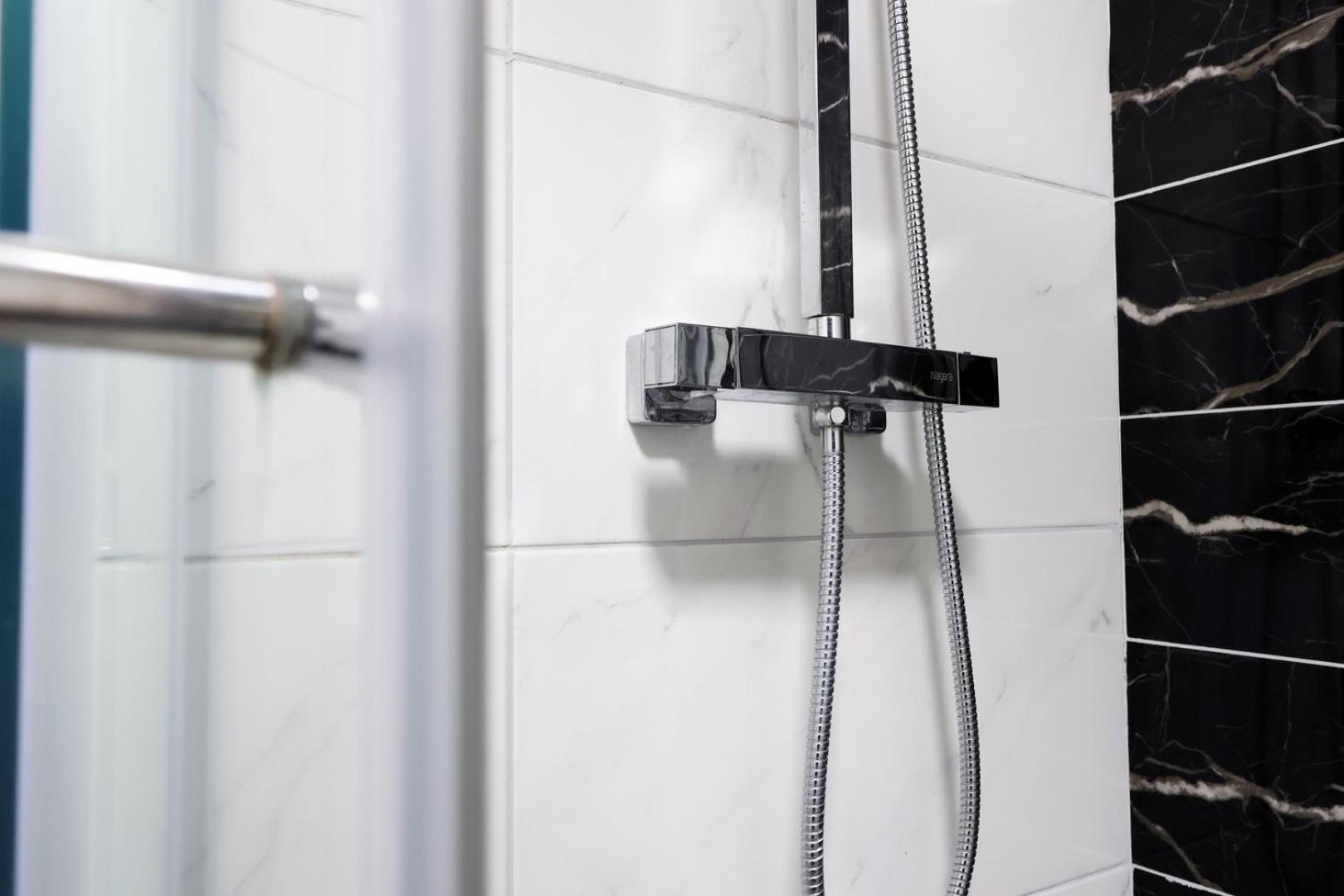Apartment Cohost Partners | Smart Tv | 5 Min | Parking Cardiff