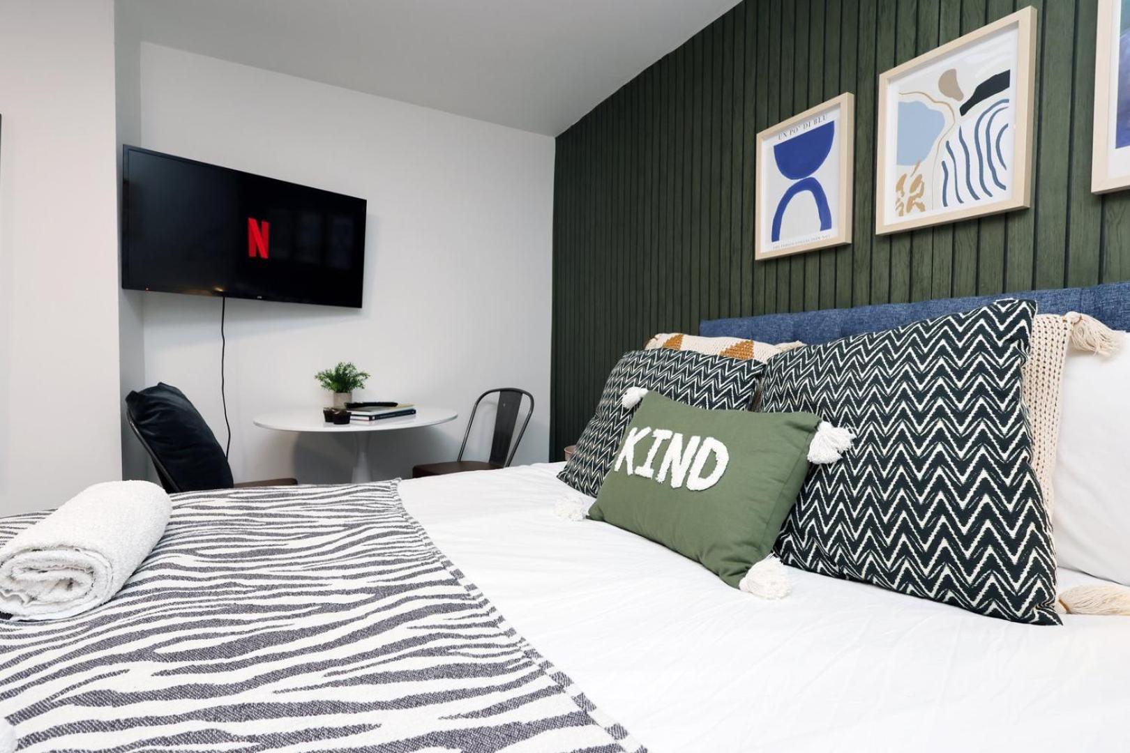 Cohost Partners | Smart Tv | 5 Min | Parking Apartment *