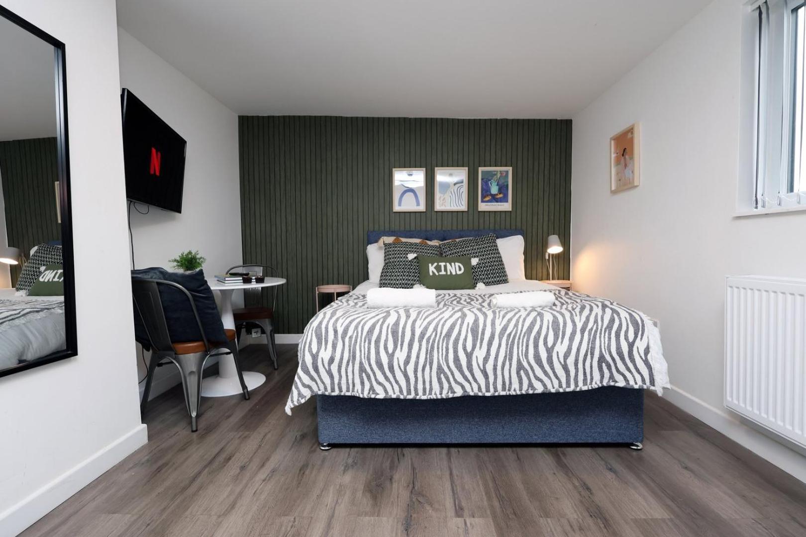Apartment Cohost Partners | Smart Tv | 5 Min | Parking