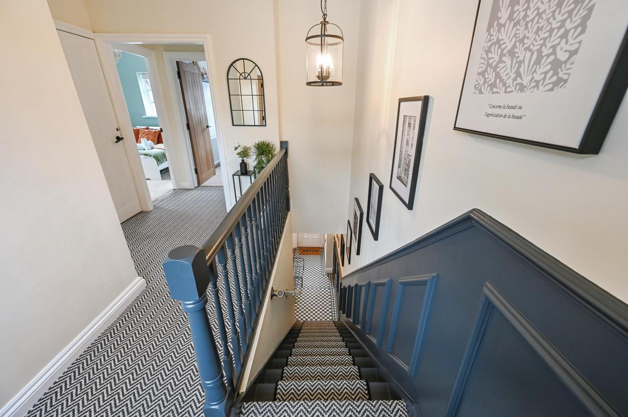 Urban Oasis, Stylish Townhouse In