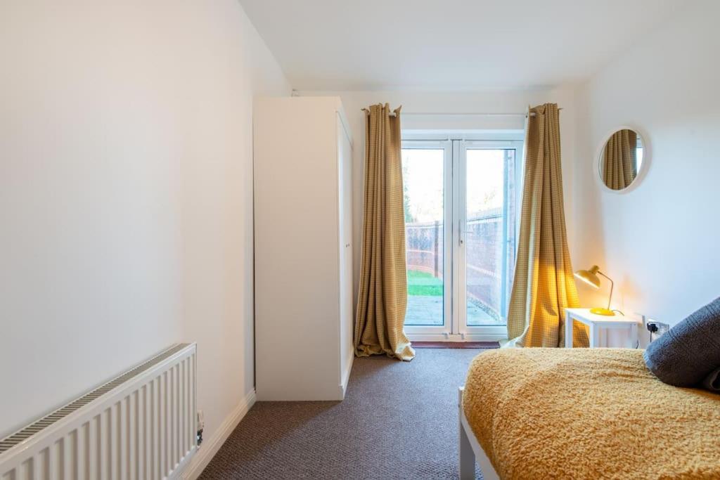 Centre 4 Bed House Free Parking Walk To Town Apartment Cardiff