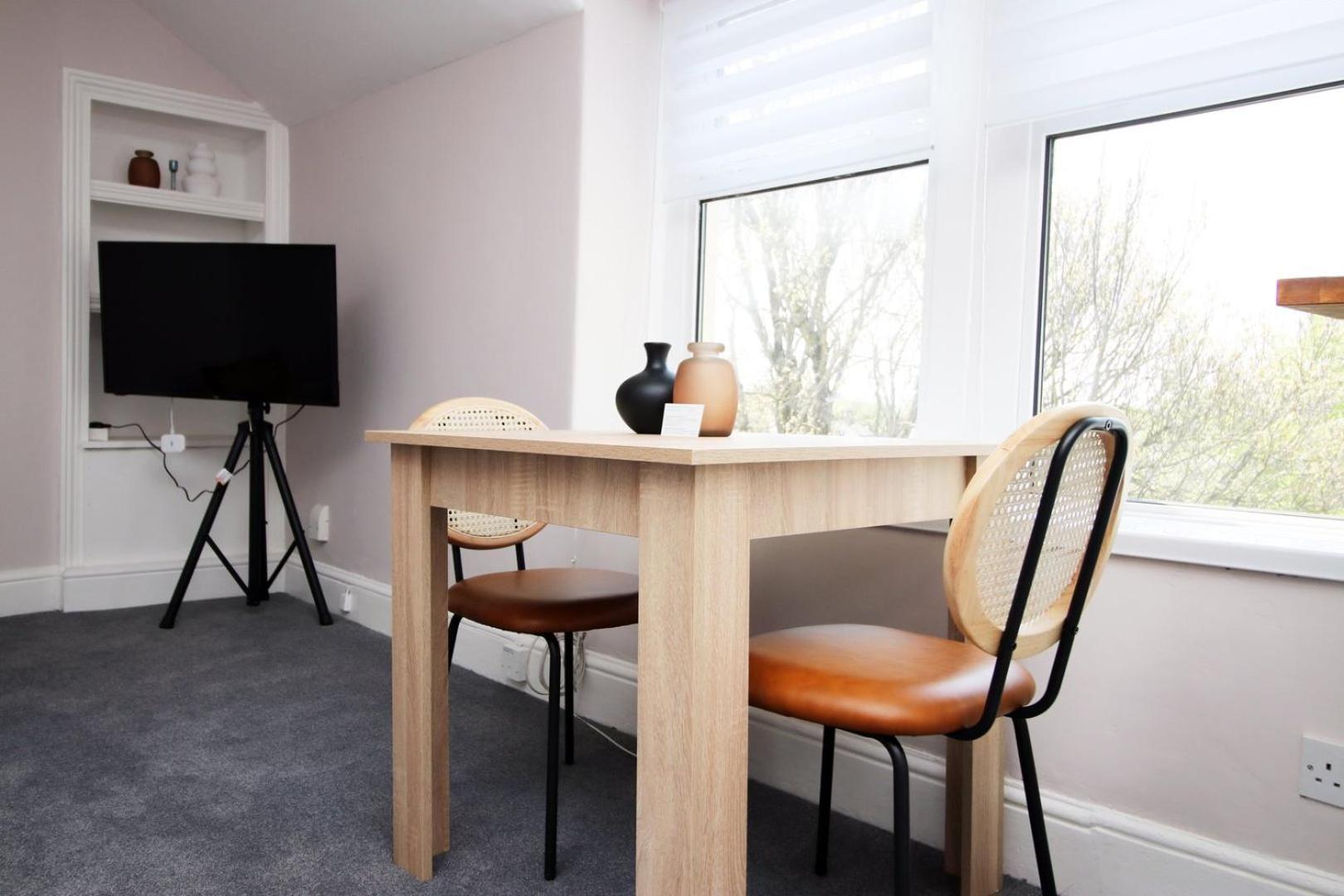 With Free Parking At Archer Road, Penarth Apartment Cardiff