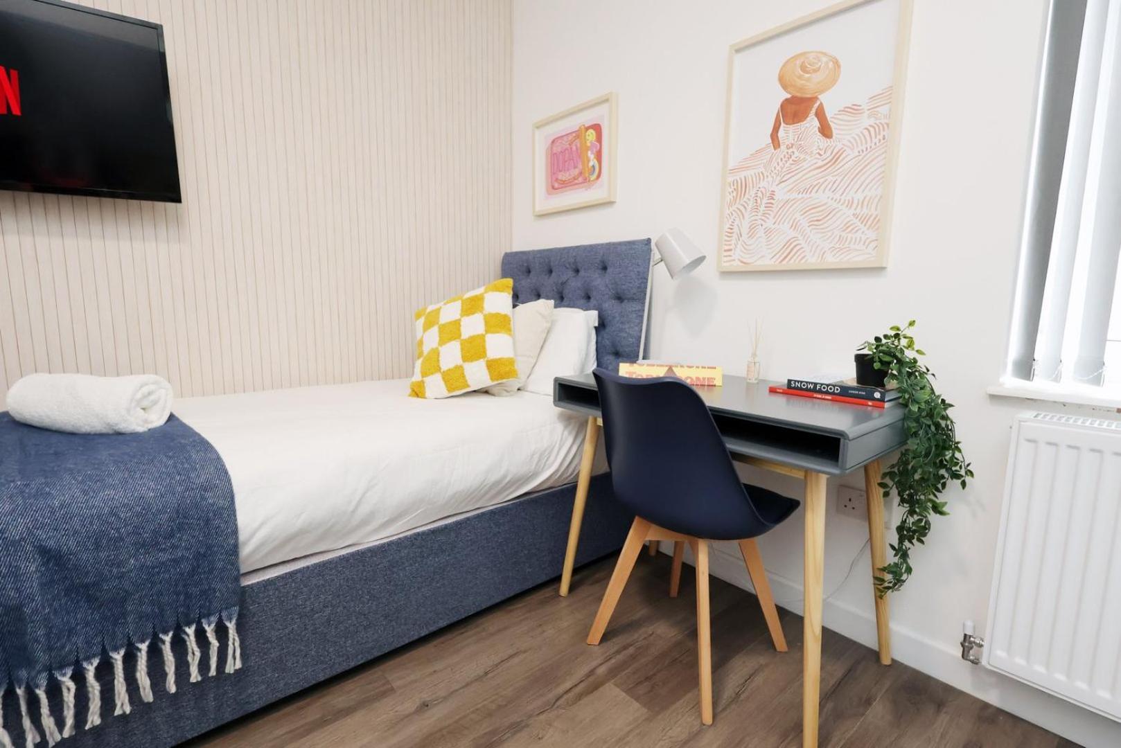 Apartment Cohost Partners | Smart Tv | 5 Min | Parking *