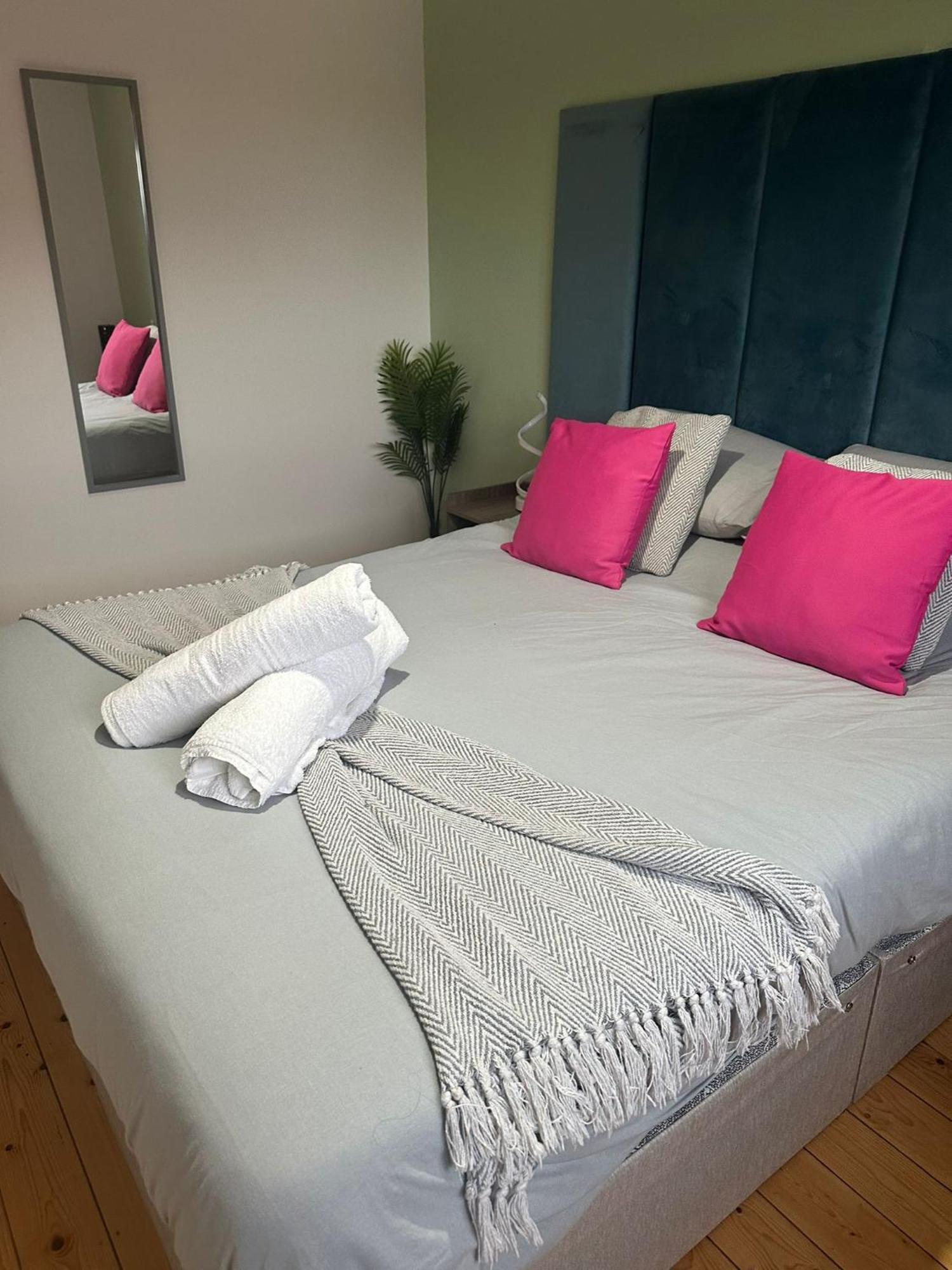 Cosy, Conveniently Located House By Dwell Haven - Close To Centre