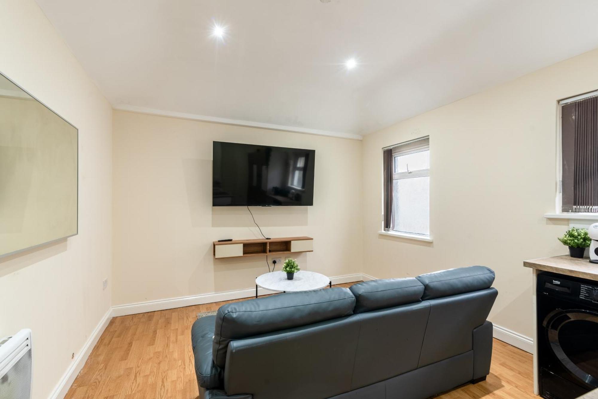 1 Bedroom Flat In Cardiff