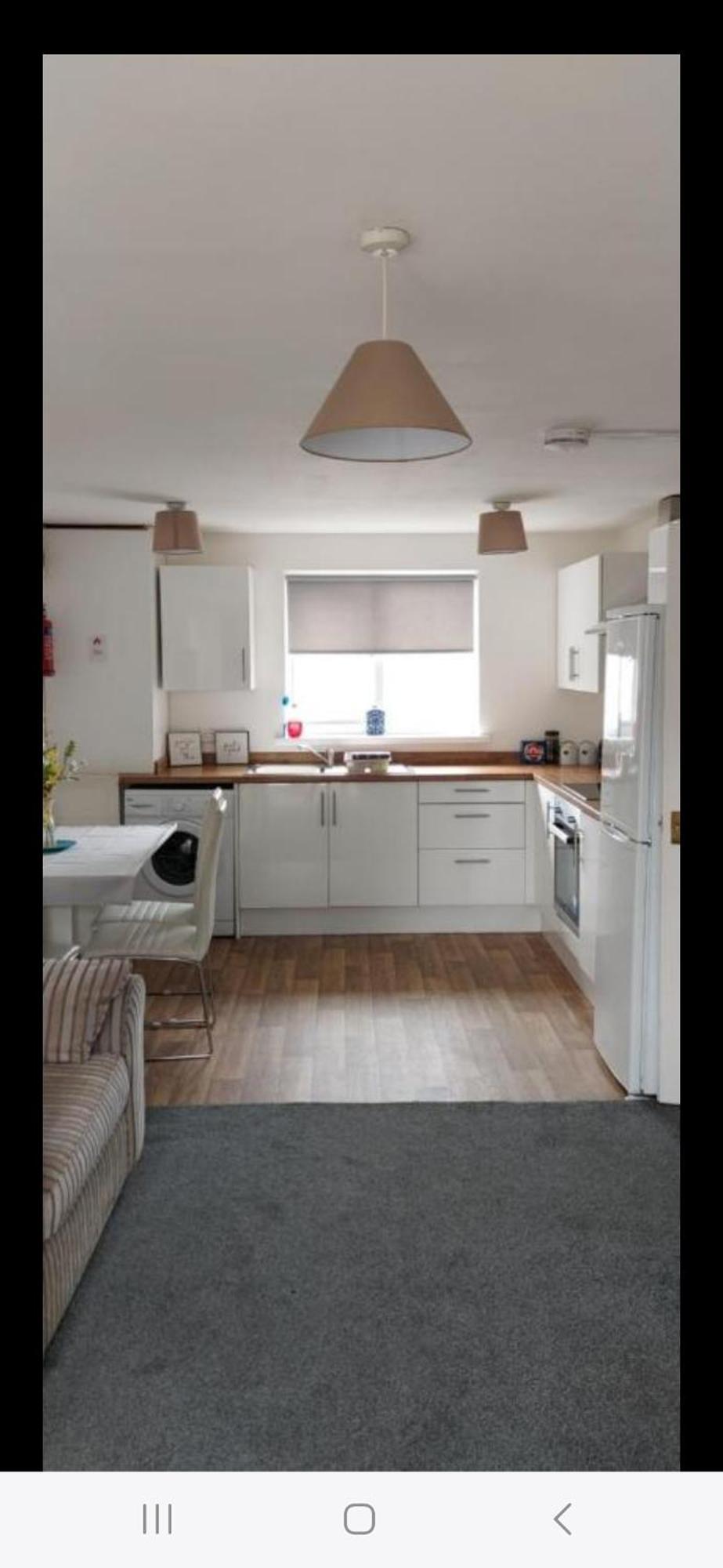 The Elms - Close To Centre * Cardiff