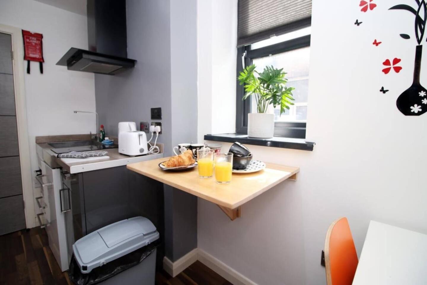 Cosy, Modern & Comfortable