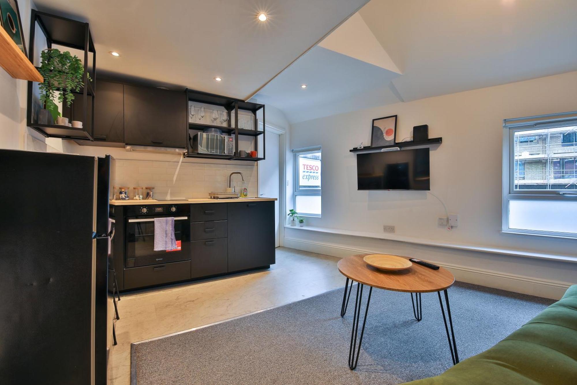 Stayright Cosy Mezzanine Flat In Vibrant Area - Walking Distance To Central Cardiff