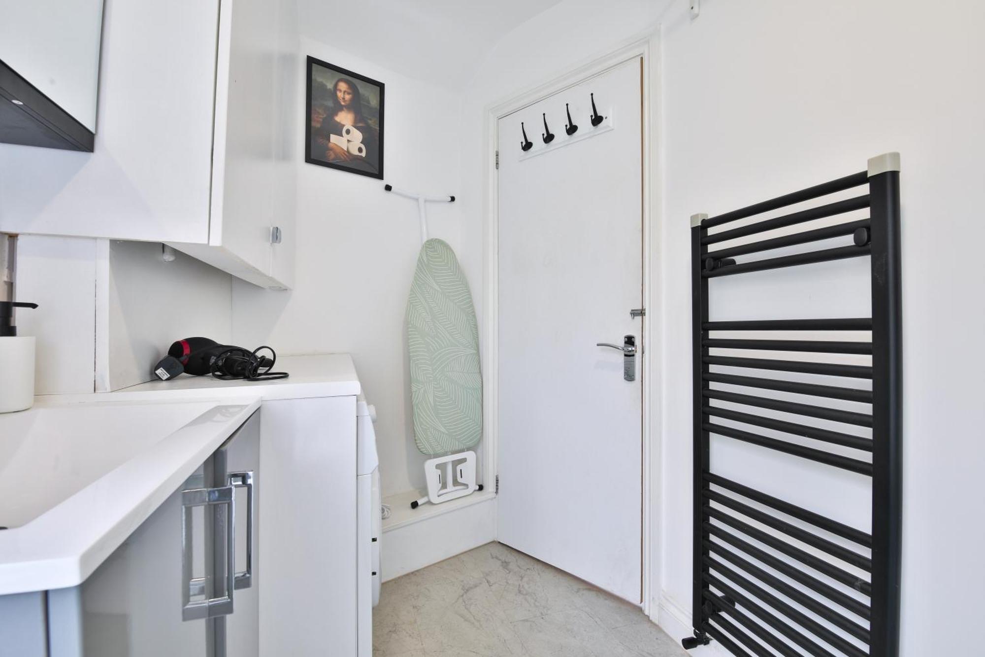 Stayright Cosy Mezzanine Flat In Vibrant Area - Walking Distance To Central *