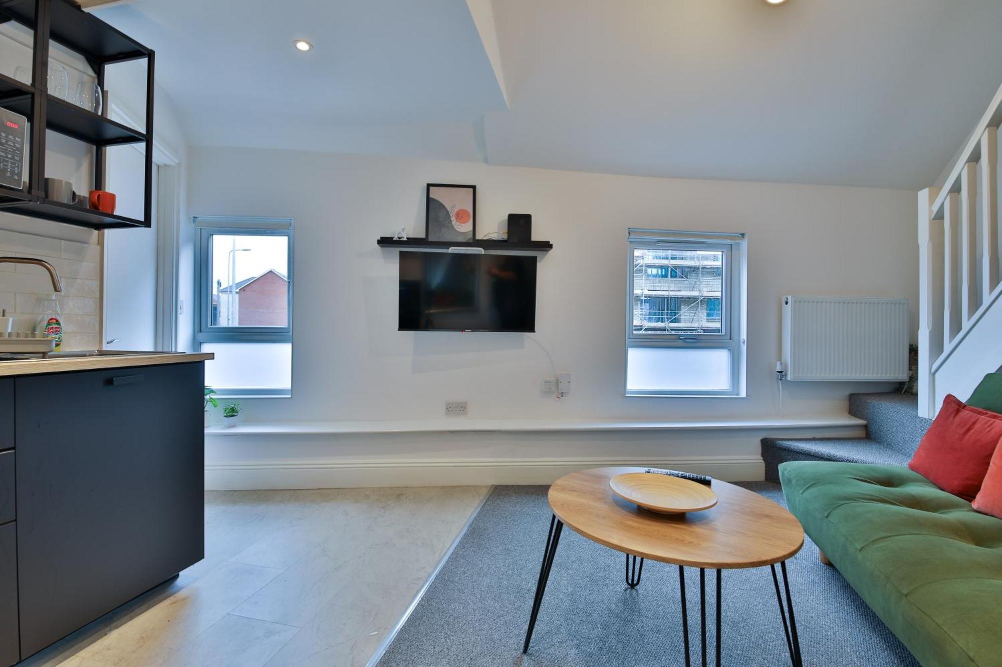 Stayright Cosy Mezzanine Flat In Vibrant Area - Walking Distance To Central *