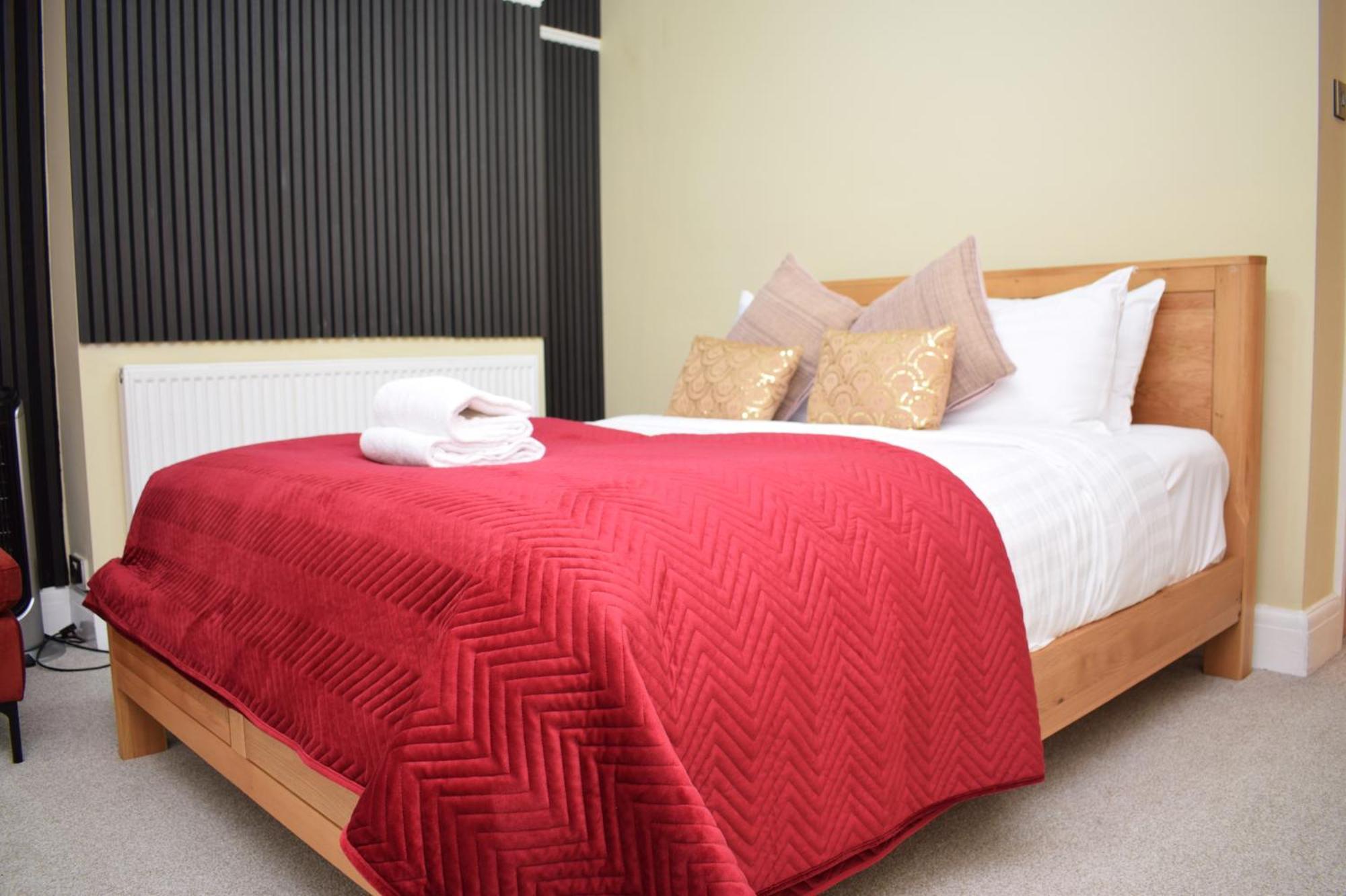 Bliss Escape - Free Parking And Family-sized Comfort Holiday home *