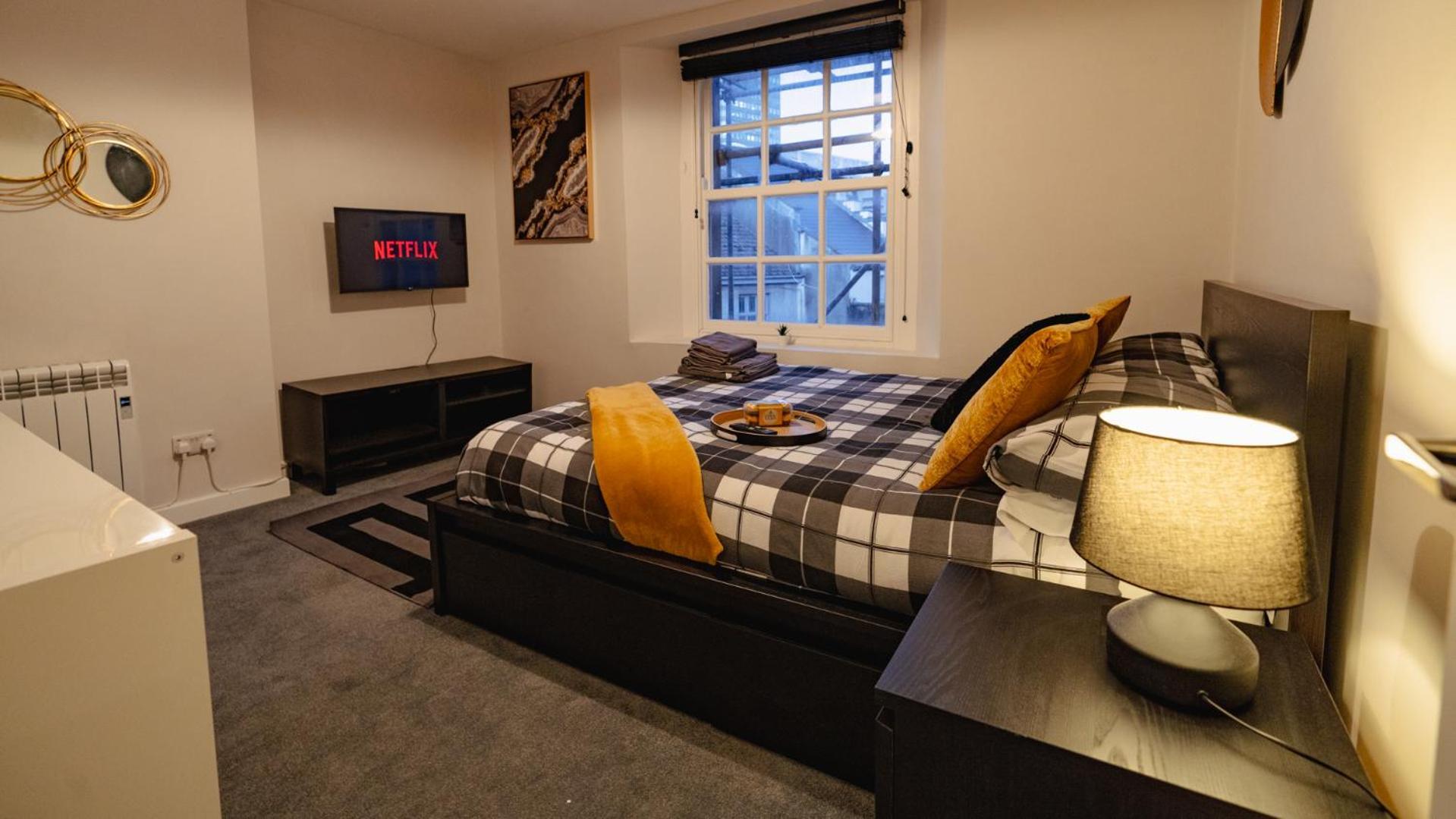 Apartment Centre - Luxury