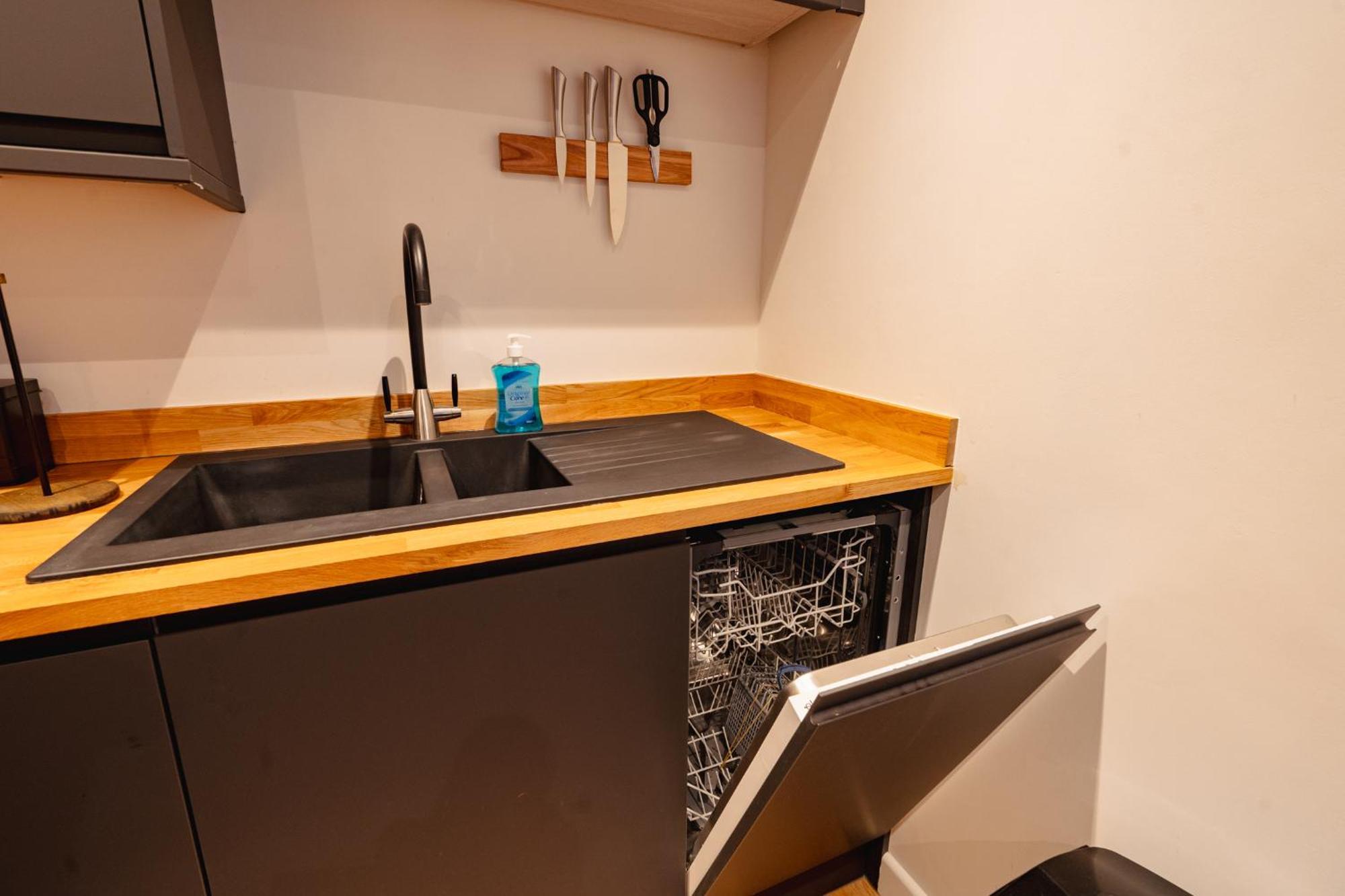 Apartment Centre - Luxury Cardiff