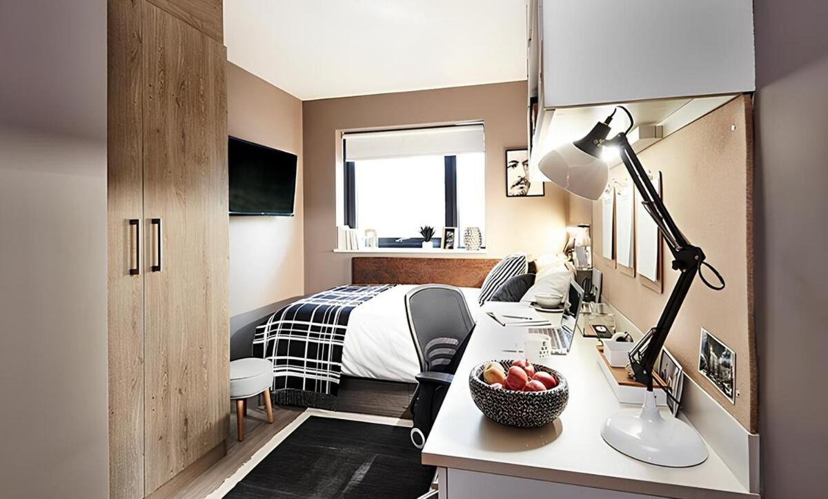 Apartment Student-only, Private 2 Bed Ensuite *