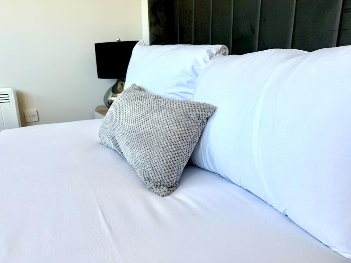 Apartment Skyline Penthouse Free Parking Sleeps 8