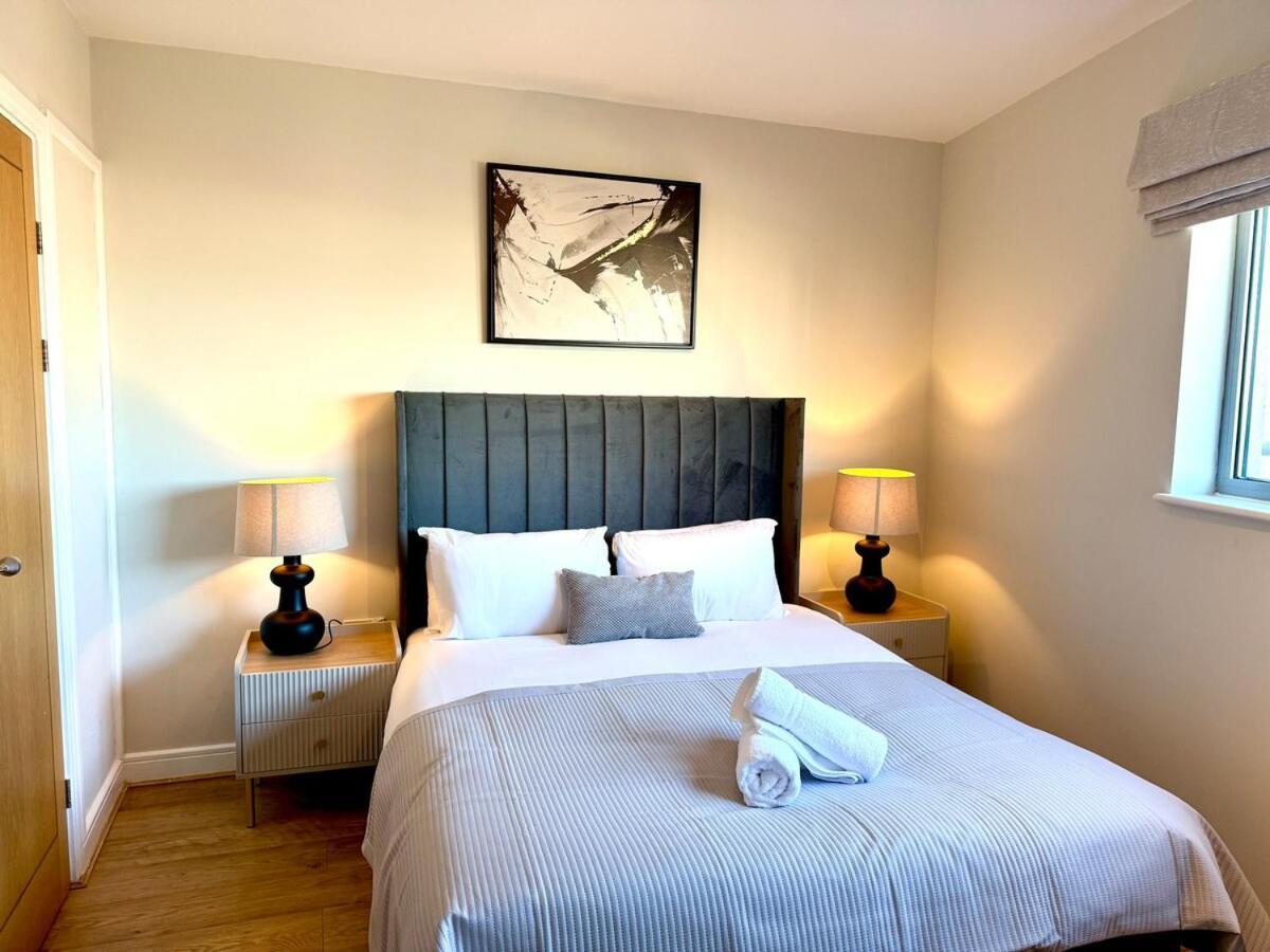 Skyline Penthouse Free Parking Sleeps 8 * Cardiff