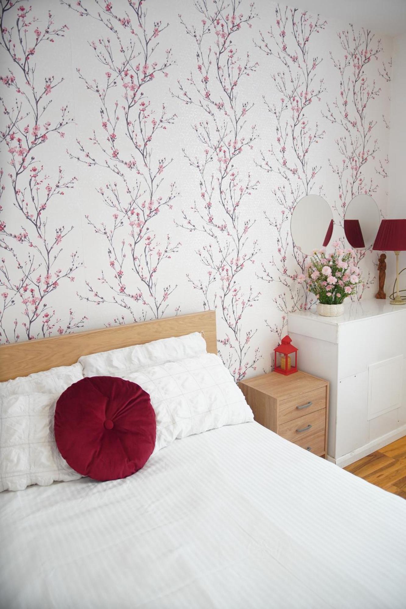5 Bedroom House Near City. Holiday home Cardiff
