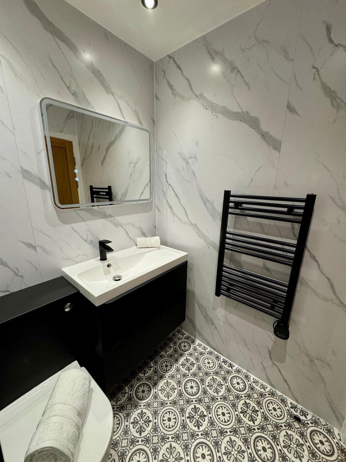 267 Stylish 2 Bed Centre Free Parking