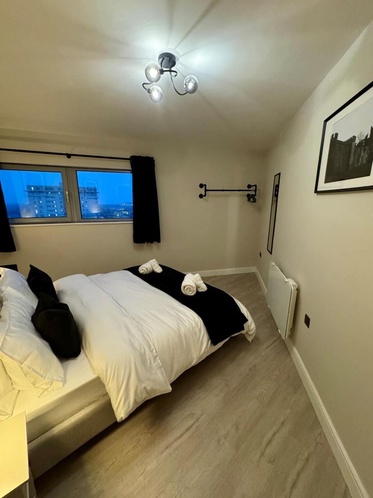 Apartment 267 Stylish 2 Bed Centre Free Parking Cardiff