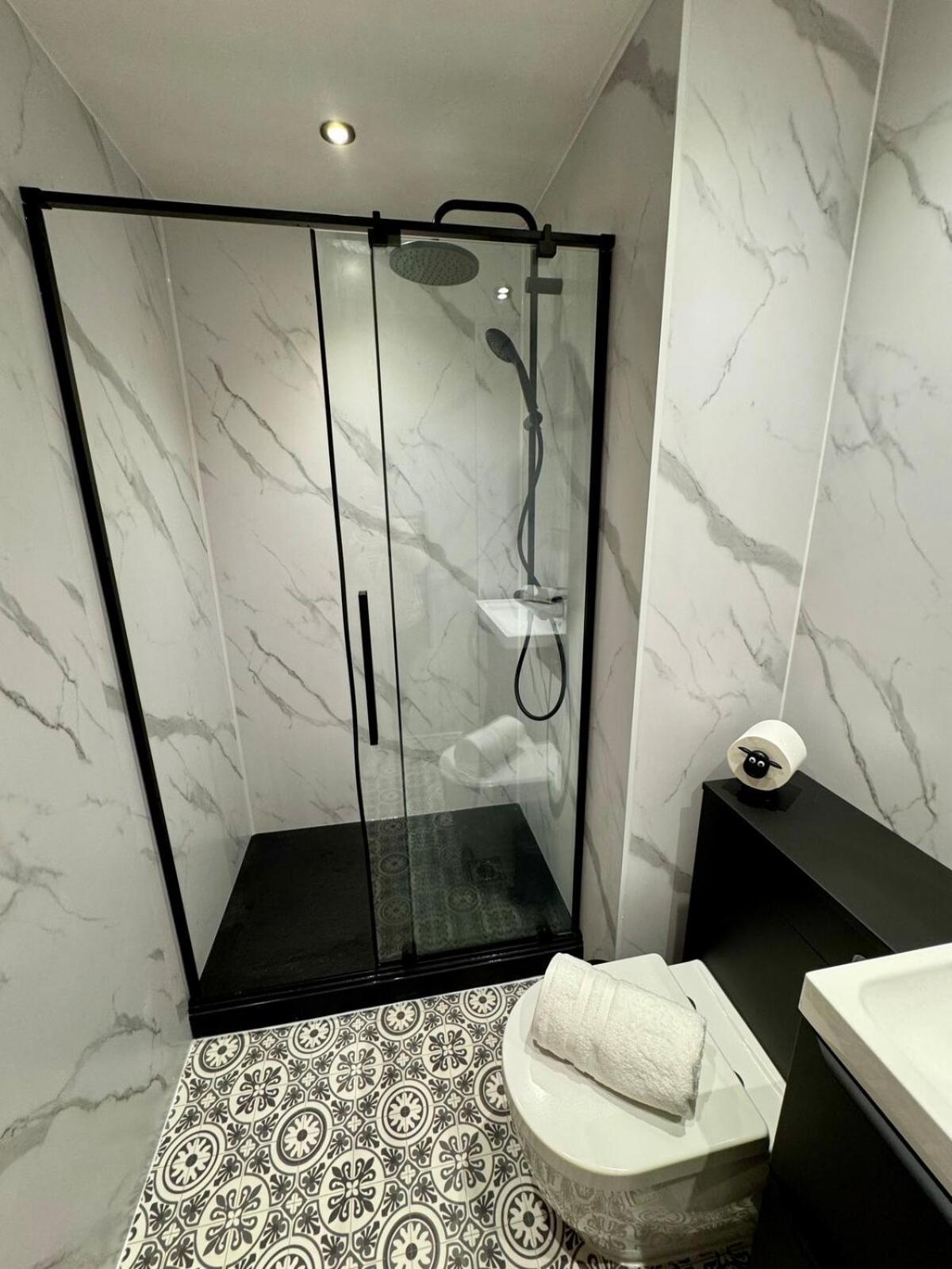 Apartment 267 Stylish 2 Bed Centre Free Parking *