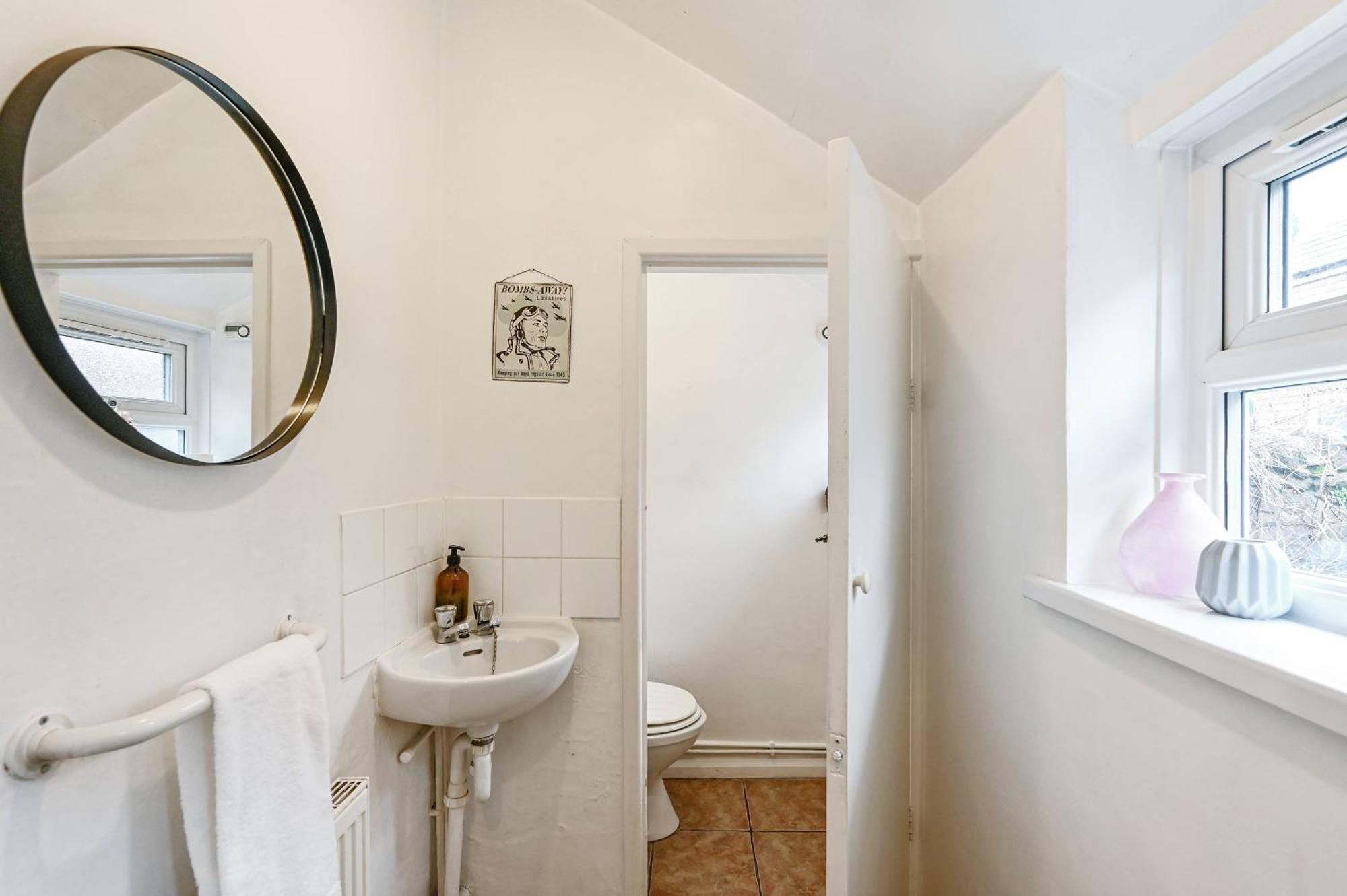 Beautiful Townhouse, Great Location - Pet Friendly * Cardiff