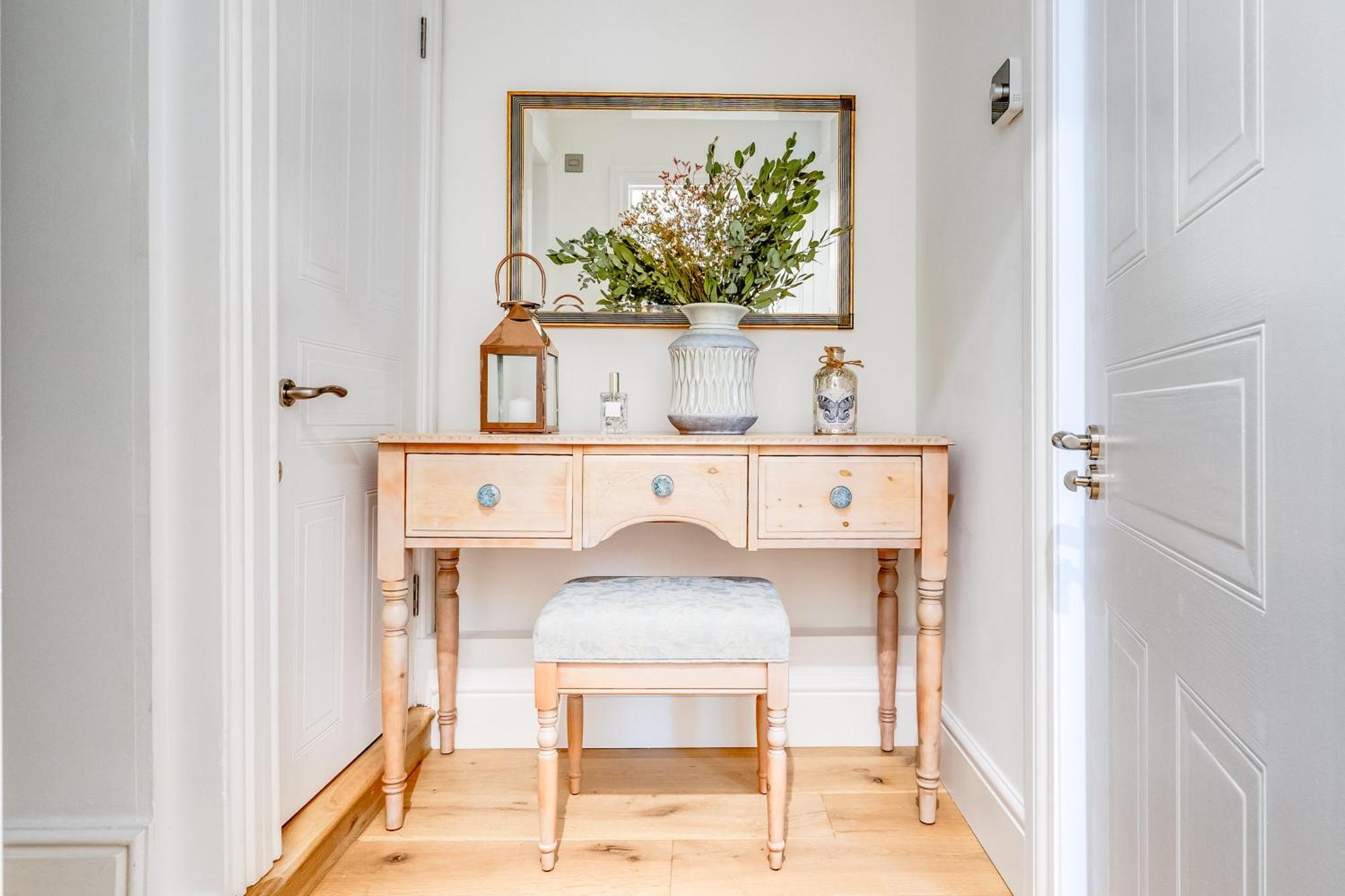 The Pontcanna Sapphire 2-bed Haven *
